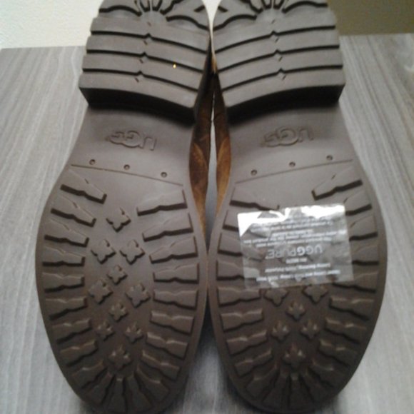 UGG Bonham II - Picture 2 of 8